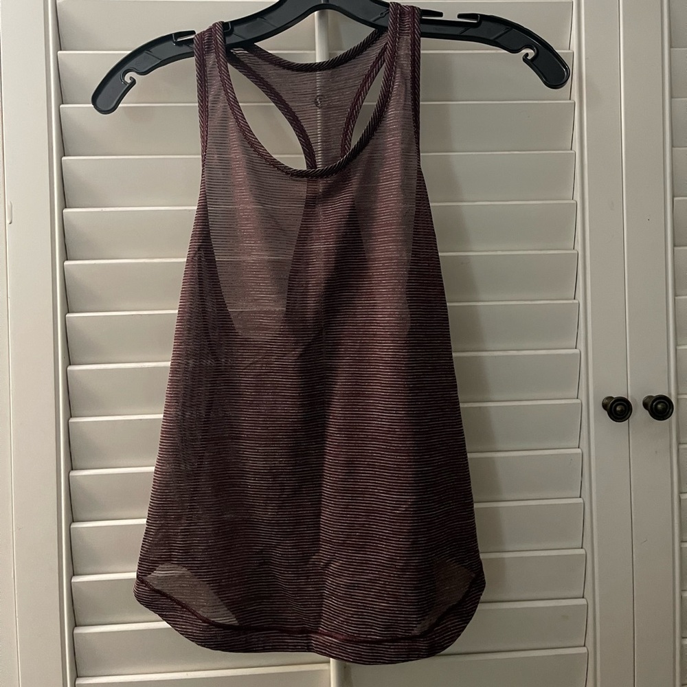 Race day lululemon top
